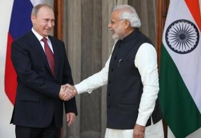 Poutine en Inde pour nouer des accords commerciaux et dans l énergie